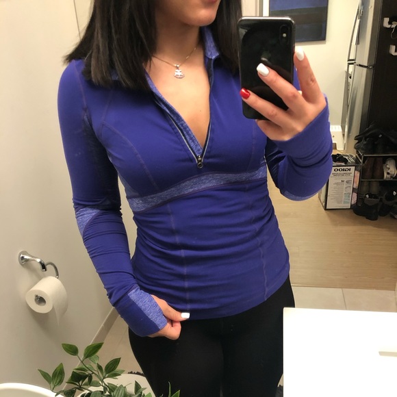lululemon athletica Tops - Lululemon bruised berry pullover